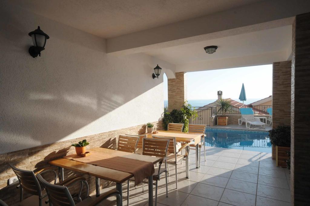 Apartments Leut Sveti Stefan Kültér fotó