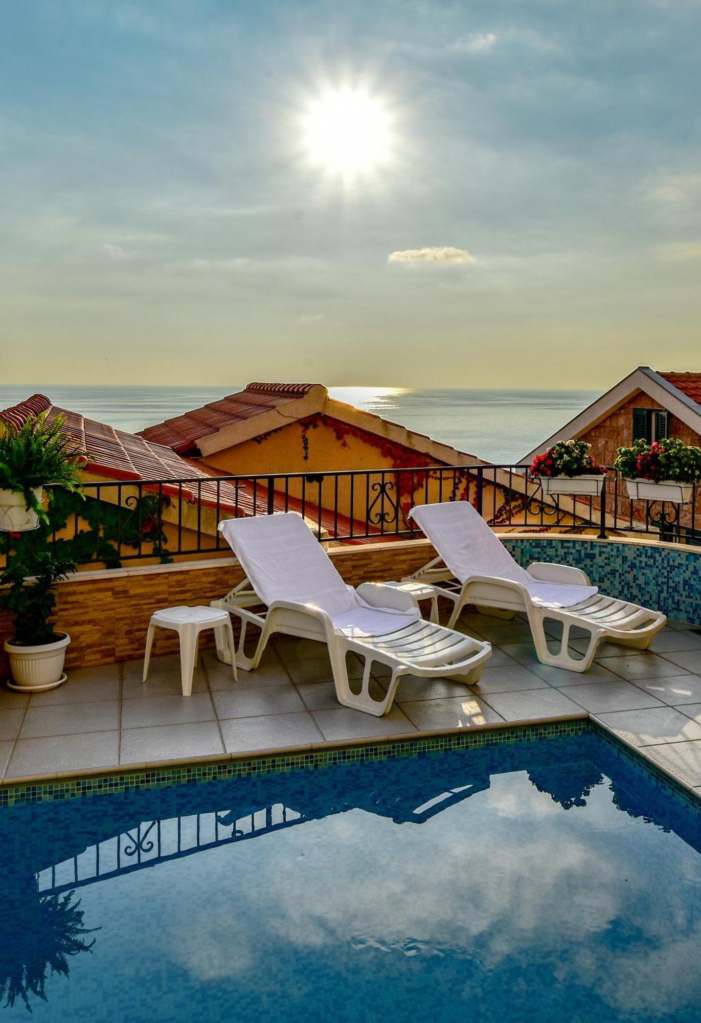 Apartments Leut Sveti Stefan Szoba fotó