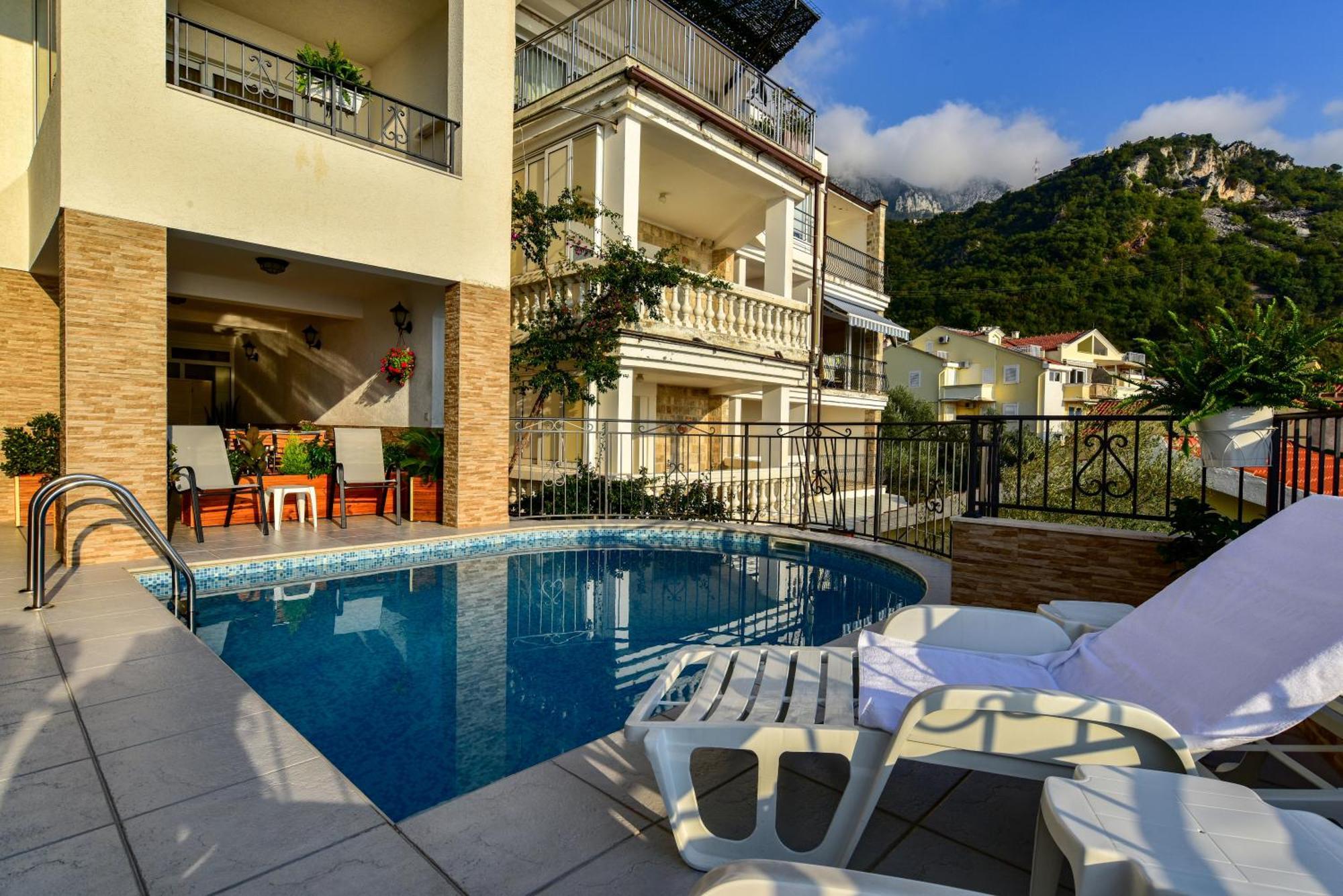 Apartments Leut Sveti Stefan Szoba fotó
