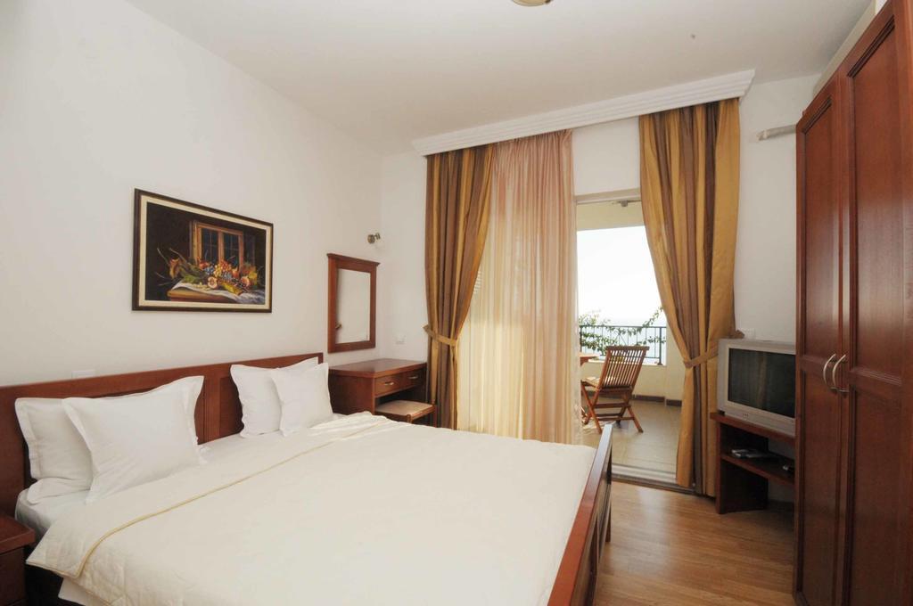Apartments Leut Sveti Stefan Kültér fotó